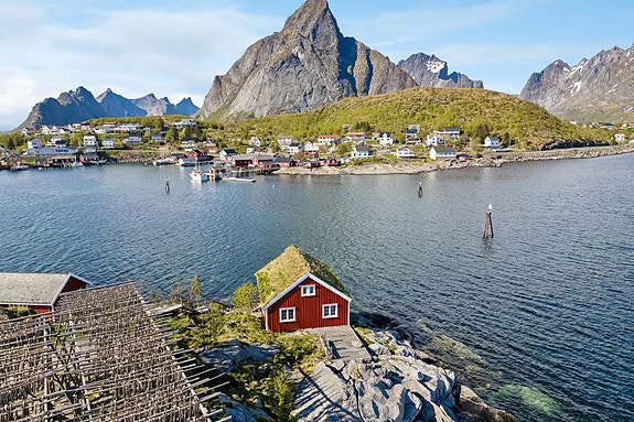 Velkommen til Reineveien 119 - Presentert av EinedomsMegler 1 Lofoten. Foto: EFKT.