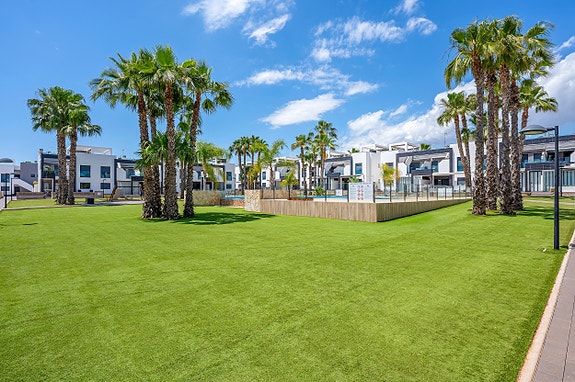 Toppleilighet i Oasis Beach | Privat takterrasse | Perfekt beliggenhet i La Zenia