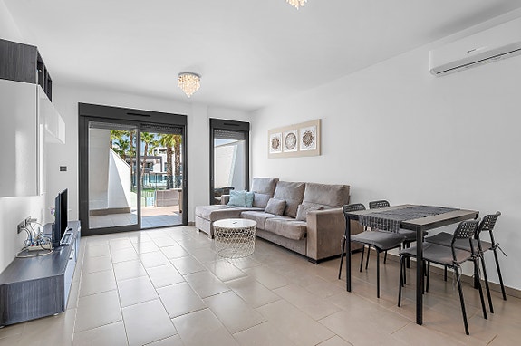 Toppleilighet i Oasis Beach | Privat takterrasse | Perfekt beliggenhet i La Zenia