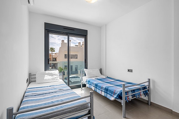 Toppleilighet i Oasis Beach | Privat takterrasse | Perfekt beliggenhet i La Zenia