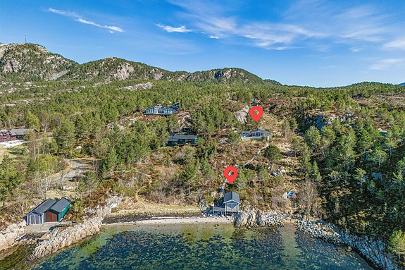 EiendomsMegler 1 v/ Anbjøen Ulseth presenterer Høvikvegen 108. Foto: EFKT, Vilde Dahl.