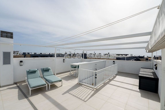 Toppleilighet med 2 soverom | Stor takterrasse | Havutsikt | Flamenca Village