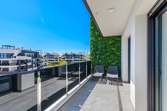Penthouse med 3 soverom | Privat takterrasse med basseng | Havutsikt