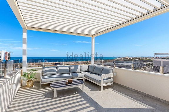 Penthouse med 3 soverom | Privat takterrasse med basseng | Havutsikt