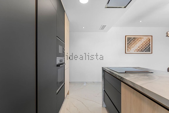 Penthouse med 3 soverom | Privat takterrasse med basseng | Havutsikt