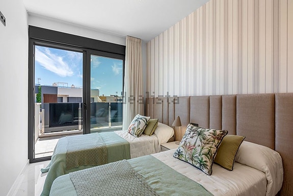 Penthouse med 3 soverom | Privat takterrasse med basseng | Havutsikt