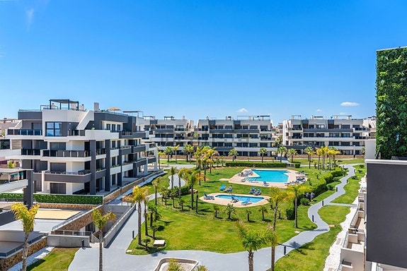 Penthouse med 3 soverom | Privat takterrasse med basseng | Havutsikt