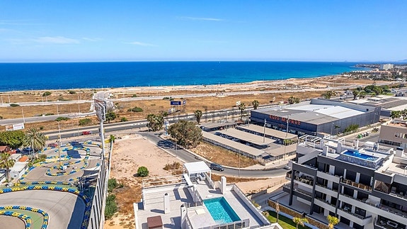 Penthouse med 3 soverom | Privat takterrasse med basseng | Havutsikt