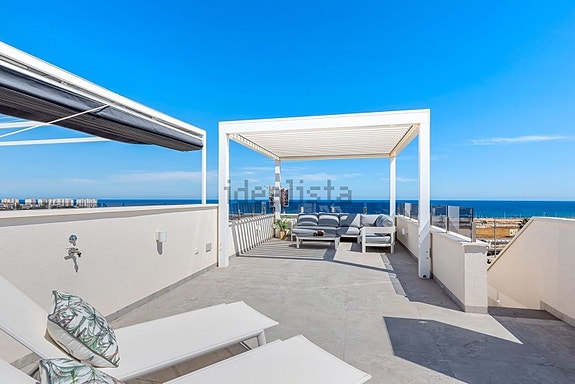 Penthouse med 3 soverom | Privat takterrasse med basseng | Havutsikt