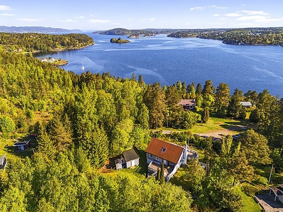 Sonia Tajdus v/ EiendomsMegler1 har gleden av å presentere Kippenesveien 71!