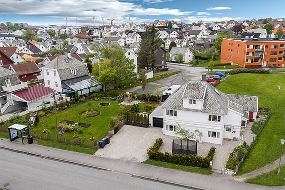 Velkommen til Stavangergata 42 - Presentert av eiendomsmegler Fred Lippens hos Eiendomsmegler A