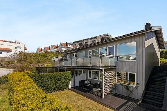 DNB Eiendom v/ Poneh A Hobbesland har gleden av å presentere Fidjeåsen 4B!