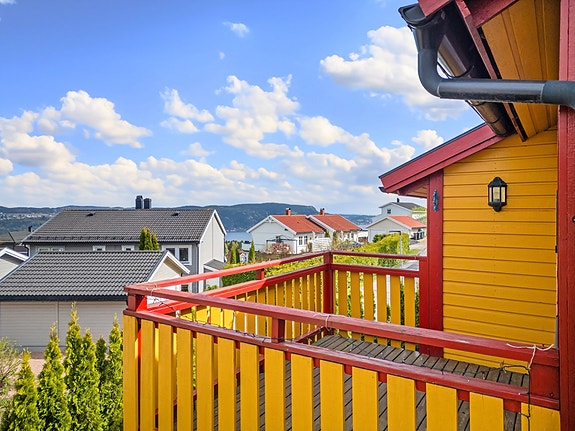 Eiendommen har flott beliggenhet i meget rolig og attraktivt boligområde på Mariås.
Foto: Ole Thorgeir Solheim Thoresen