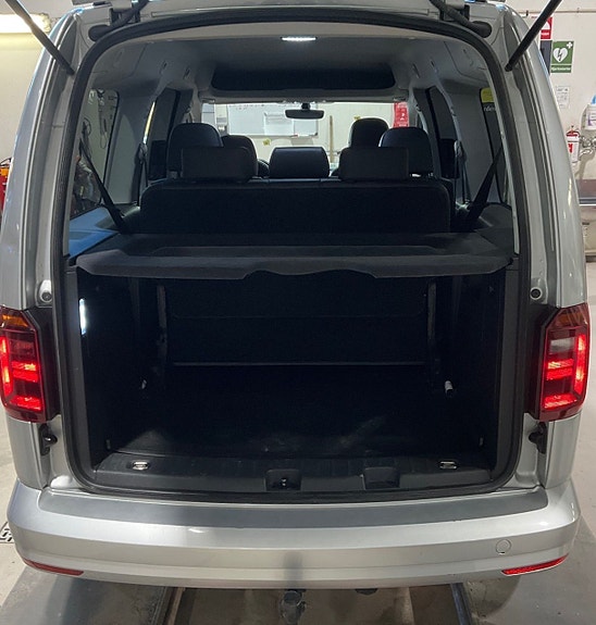 Volkswagen Caddy Maxi 5 of 17