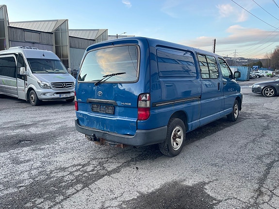 Toyota HiAce 5 of 20