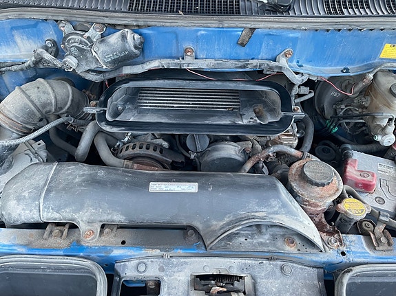 Toyota HiAce 20 of 20