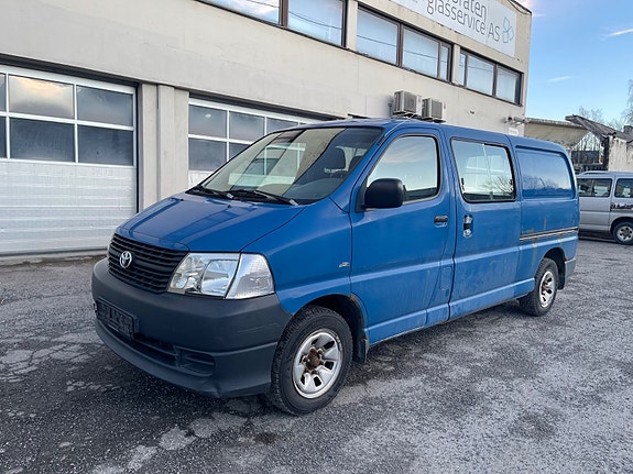 Toyota HiAce 9 of 20