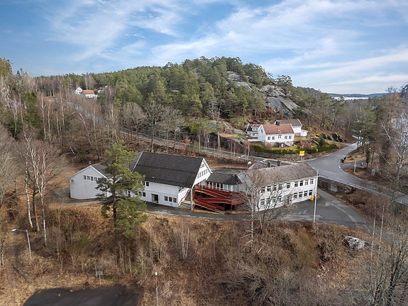 Dypvågenveien 460 - Dypvåg skole i Tvedestrand