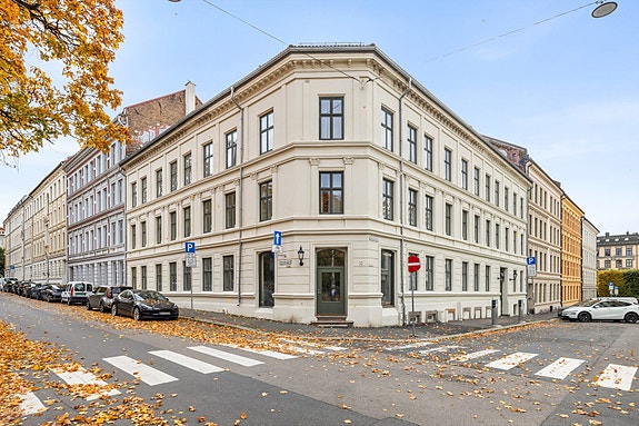 Kirkegårdsgata 1