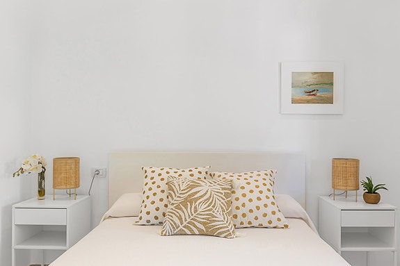 Villa med 4 soverom | Privat basseng | 500 meter til stranden | Stor tomt