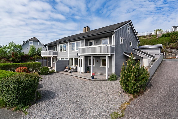- Nordvik Bolig v/Julie Stordalen har gleden av å presentere Veslevarden 62! Fotograf: Inge Jørpeland -