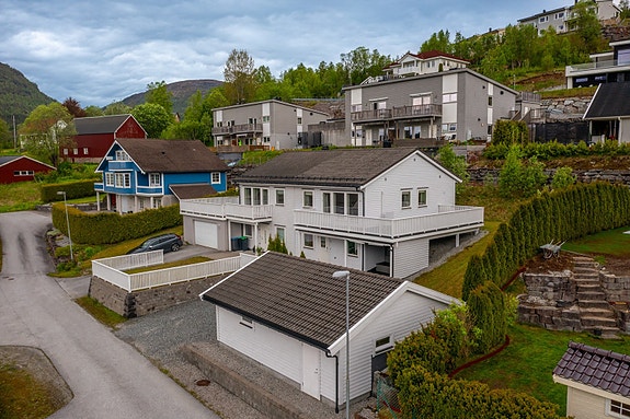 Furehogen 12 | Presentert av Eiendomsmegler Norge v/ Raymond Sandøy.