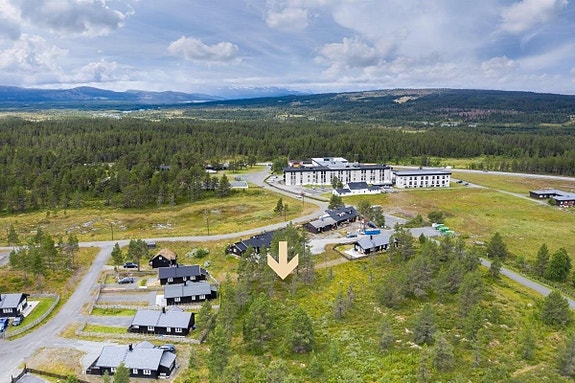 Sentral tomt nær Sanderstølen Hotell