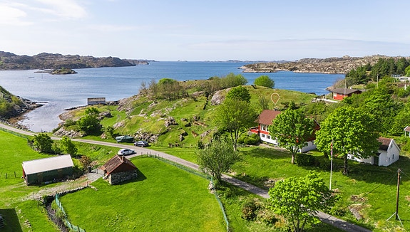 Velkommen til Vestre Vika 14 - presentert av Leiv Helge Kaldheim v/Privatmegleren - Foto: Panomax Studio AS