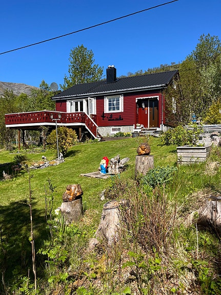 Hytte sett fra vei