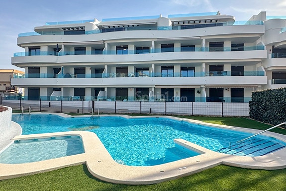 Leilighet med 2 soverom | Havutsikt | Møblert | Attraktivt fellesanlegg i Playa Flamenca