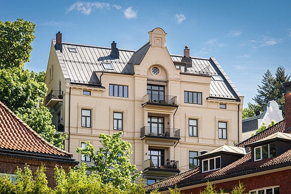 Tilbaketrukket og eksklusivt på toppen av Tostrup Terrasse. Helt usjenert øverst i blindvei Foto: Studio Oslo
