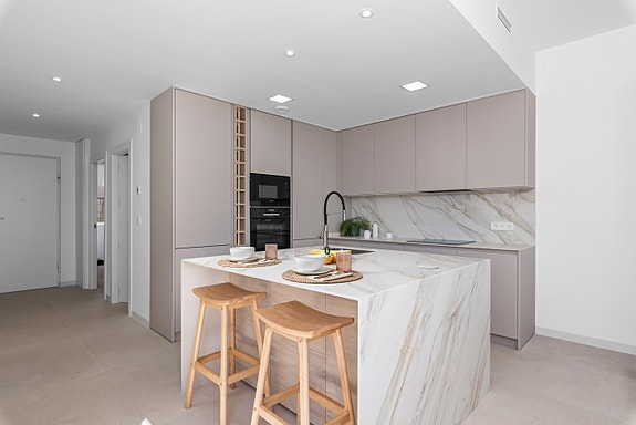 Ny villa ved golfbanen | Privat basseng | Takterrasse | Alt inkludert