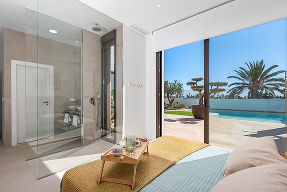 Ny villa ved golfbanen | Privat basseng | Takterrasse | Alt inkludert