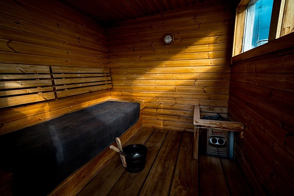 Toppleilighet med stor takterrasse | Havutsikt | Badstue og jacuzzi