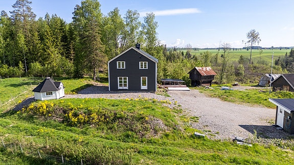 EiendomsMegler 1v/Øyvind Tønsberg har gleden av å presentere Møllebakken 53! Foto: Image day/Espen Døhlen.