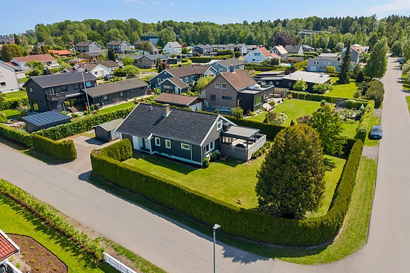 PrivatMegleren v/Christoffer Janås Fischer har gleden av å presentere Hugins vei 12!