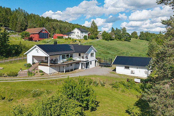 Katrine Sørli v/DNB Eiendom har gleden av å presentere Hvindenvegen 42.