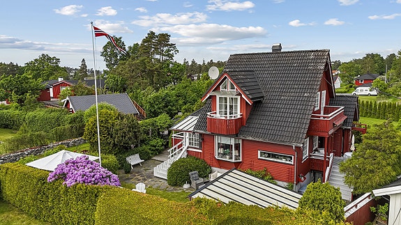 Velkommen til Lervikbakken 10! Fotograf: FOTOetcetera
