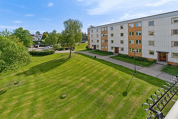 Din lokalmegler Zarine Lopez Mirzad v/DNB Eiendom har gleden av å presentere Gangstuveien 10A!