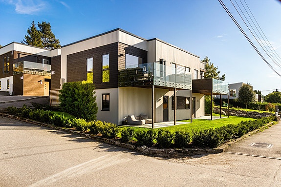 Vardeveien 1A presenteres av Per-Espen i Eiendomsmegler Krogsveen.