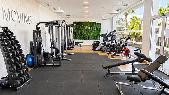 Eksklusiv penthouse med 4 soverom | Privat basseng | Store terrasser 201m² | Panoramautsikt