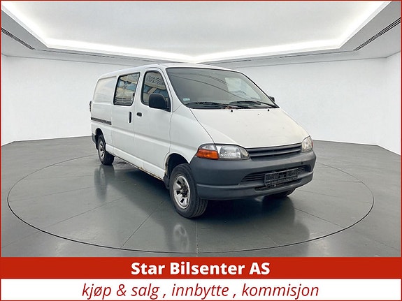 Toyota HiAce 1 of 14