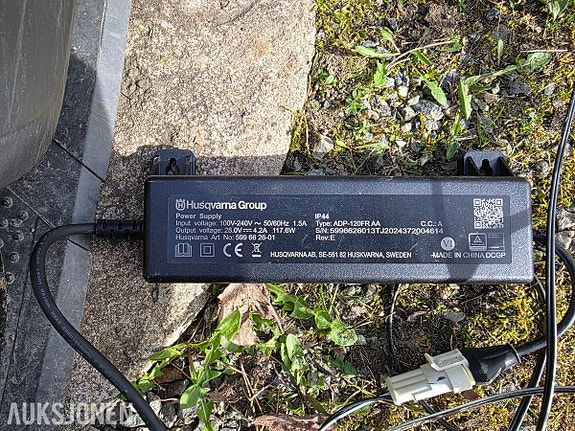 Product image 8 of 9