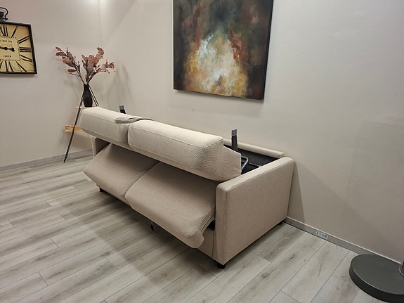 Product image 1 of 7