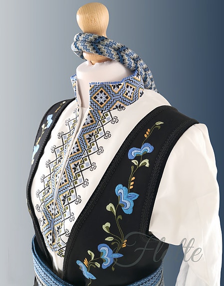 Product image 1 of 8