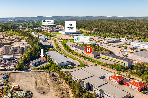 Enebakk - Kombinasjonsbygg med 300 kvm lager/produksjon og 235 kvm. kontor - tomt med utviklingspotensial!