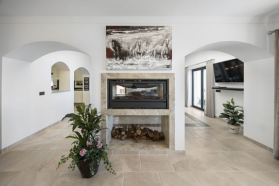 Eksklusiv villa med stor tomt | Panoramautsikt og privat basseng