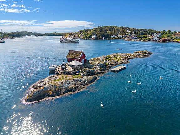 Kristiansands beste skjærgård - Like ved Tømmerstø Brygge - Hel holme med sjøbu og brygge - solrikt og sjarmerende
