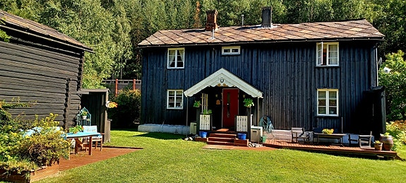 Eiendomsmegler 1 v/Anders Øium presenterer Fyruvegen 29! Foto: Ivar Flagestad.