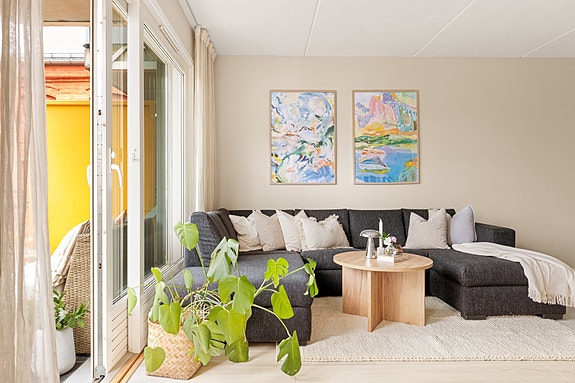 Har du noen spørsmål? Kontakt Ruben A. W Gullie - (t): 916 73 702 - EIE Eiendomsmegling Ullevål & Sagene. Foto: Trond Walsø I @walsowork